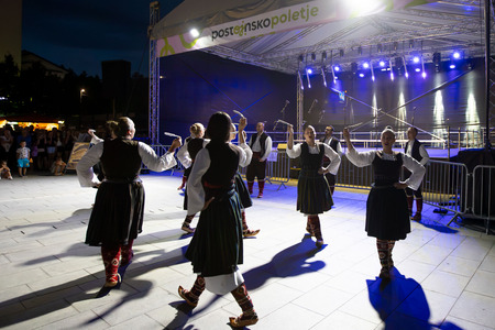 Folklorni večer Nikole Tesle 